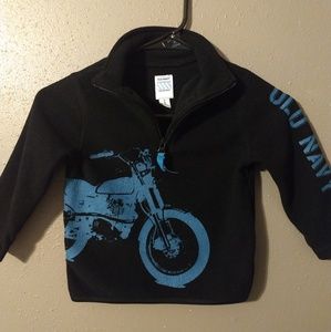 Old Navy boys half zip pull over.